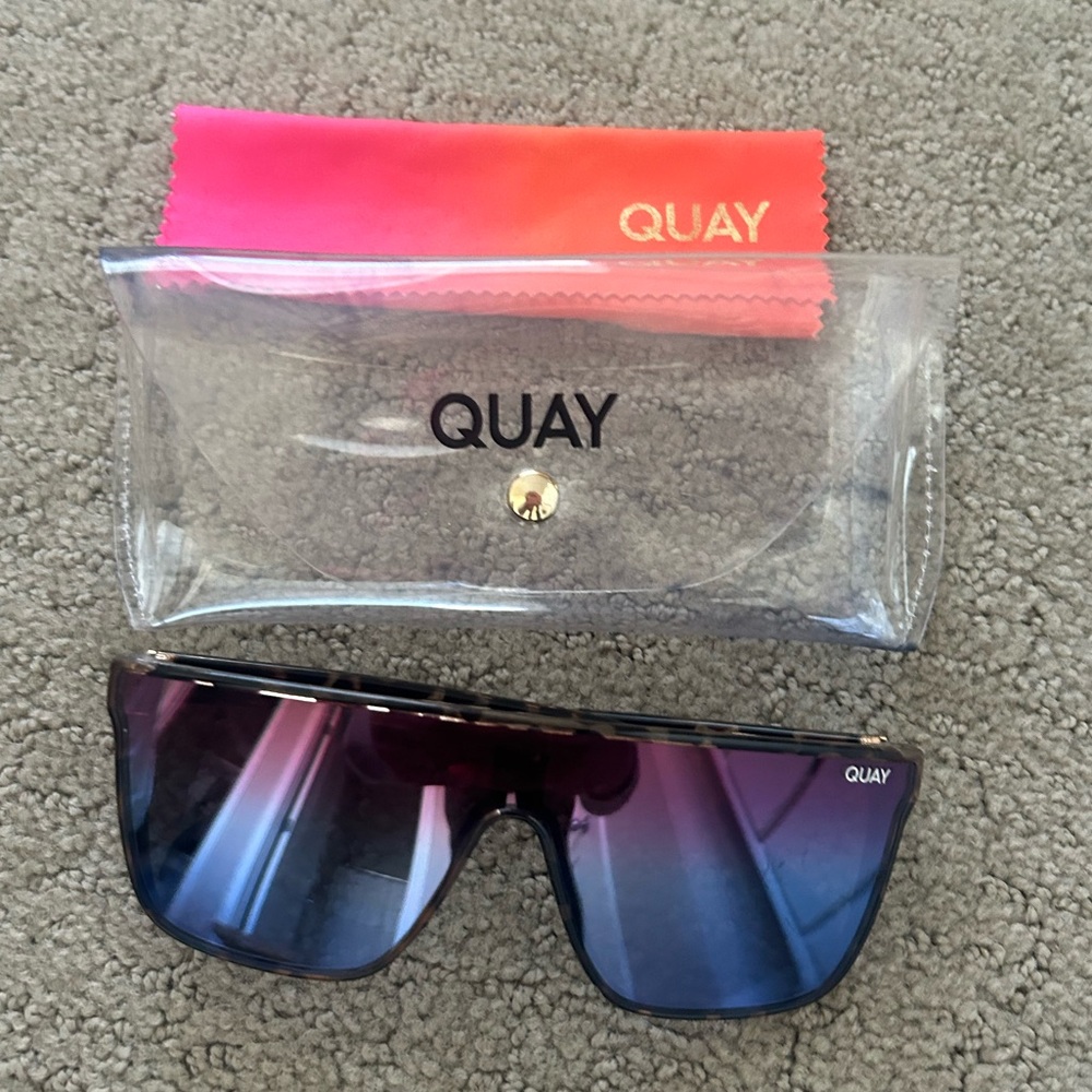 Quay NIGHTFALL Sunglasses